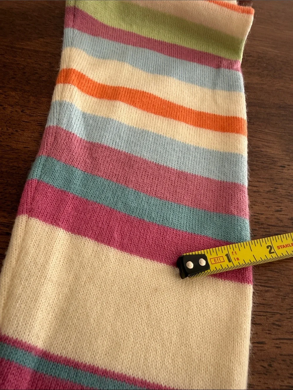 Van Heusen 100% acrylic